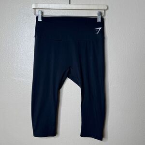 Gymshark Leggings Women's Medium Black Cropped Capris Performance Activewear